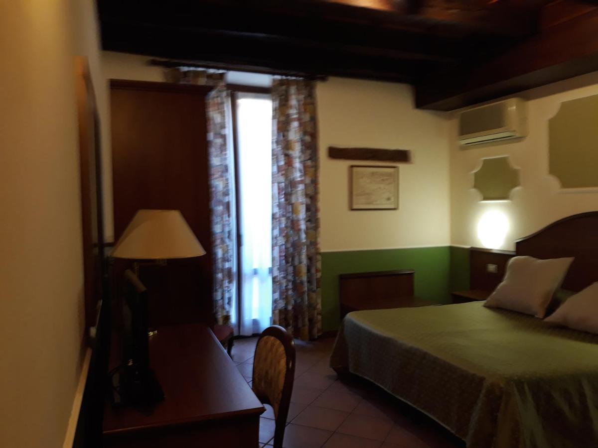 Hotel Cavour Verona Luaran gambar