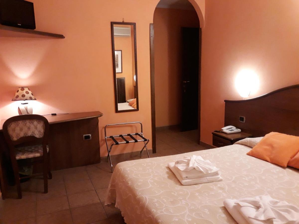 Hotel Cavour Verona Luaran gambar