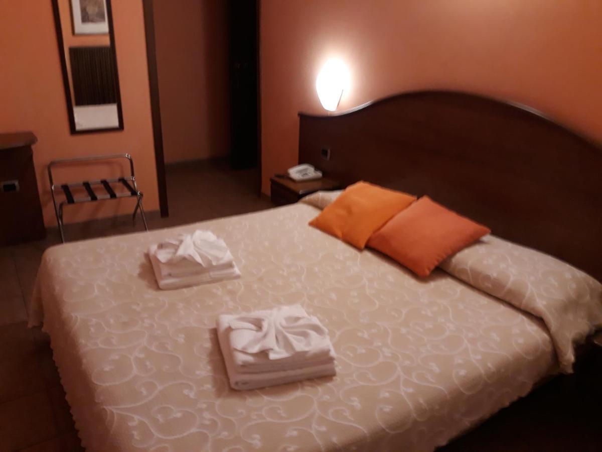 Hotel Cavour Verona Luaran gambar