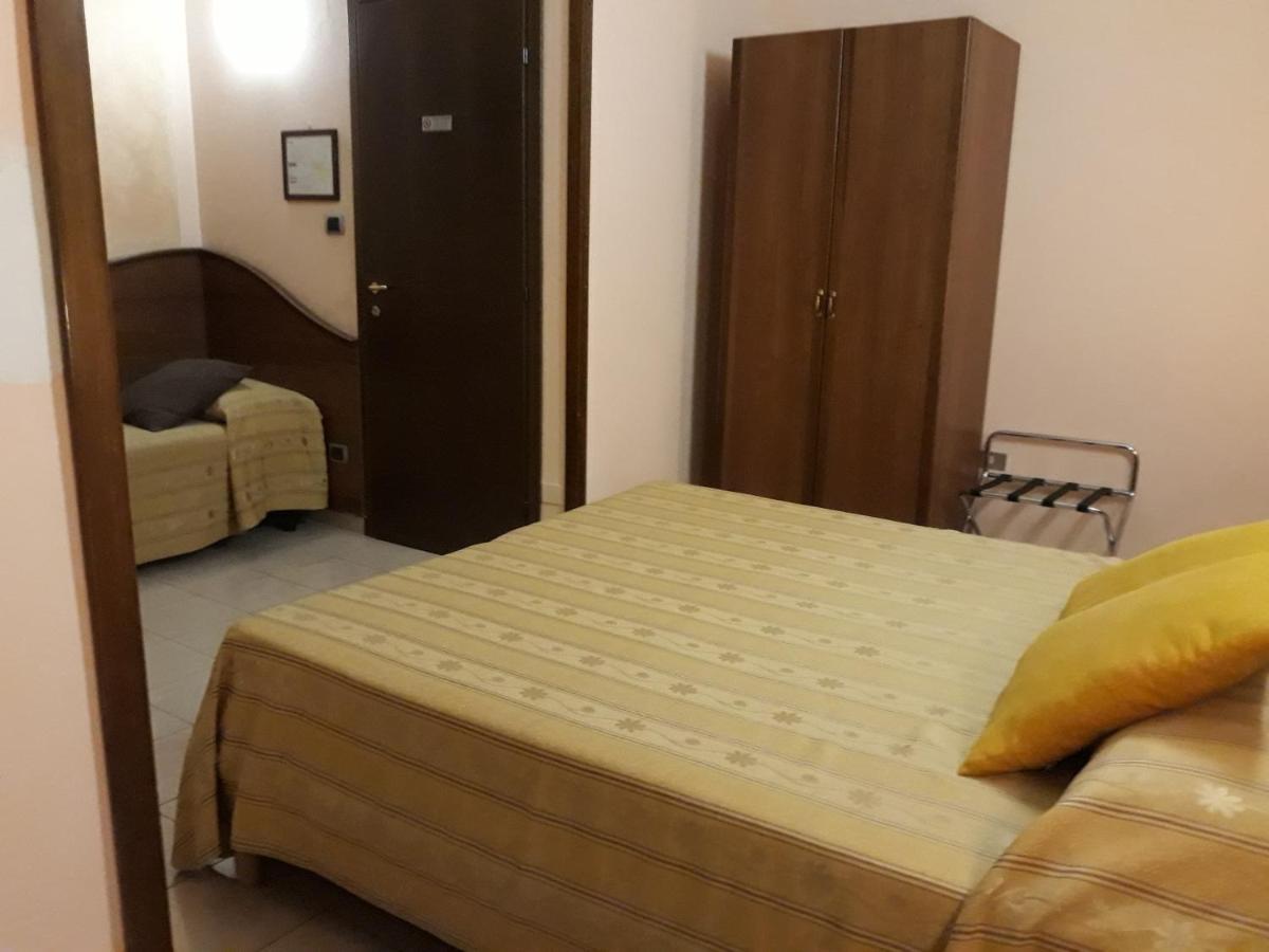 Hotel Cavour Verona Luaran gambar