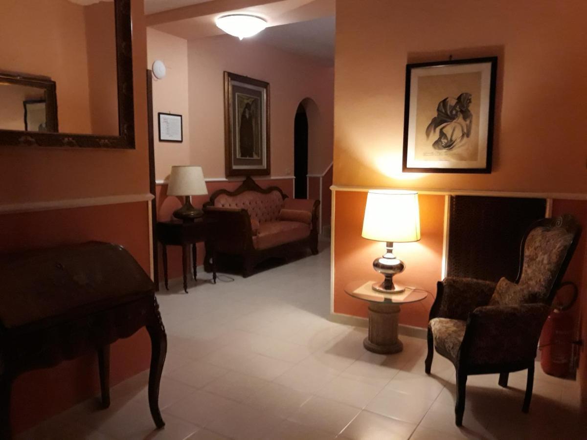 Hotel Cavour Verona Luaran gambar